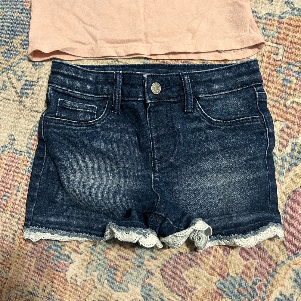 Pink Graphic Tee and Denim Shorts Set - Picture 2 of 5